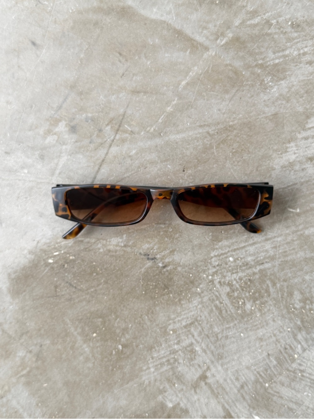 Tortoiseshell Slim Rectangle Sunglasses - Brown Lenses